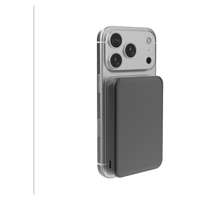 Quantum RCS — powerbank-ul atașat magnetic pe spatele unui telefon