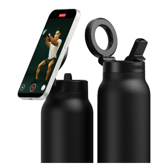 Ringo Pro — telefonul montat magnetic pe capacul sticlei, în timpul unei filmări